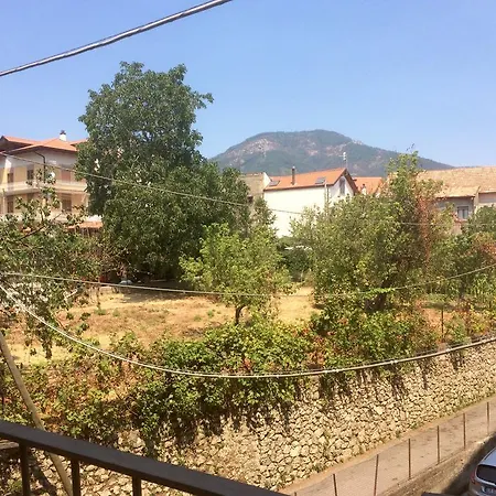 Gli Dei E Le Rose 度假居 阿杰罗拉